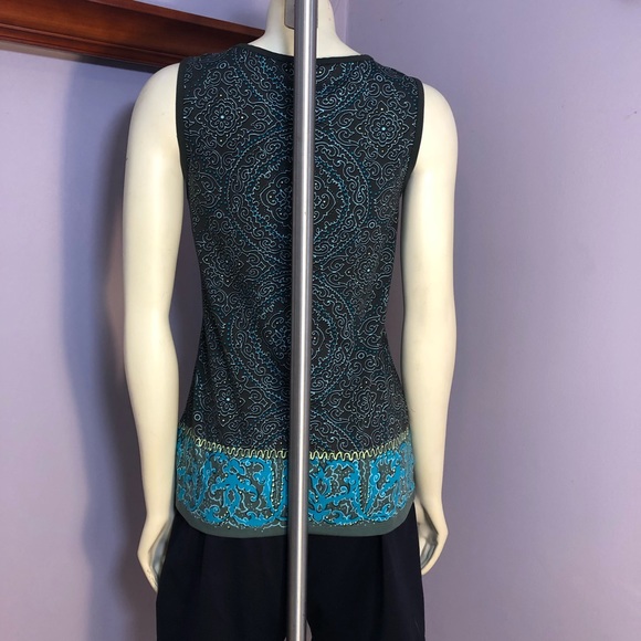 Athleta Sleeveless Top - Picture 4 of 9